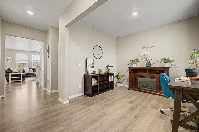 15704 Roslyn Street, Thornton, CO 80602