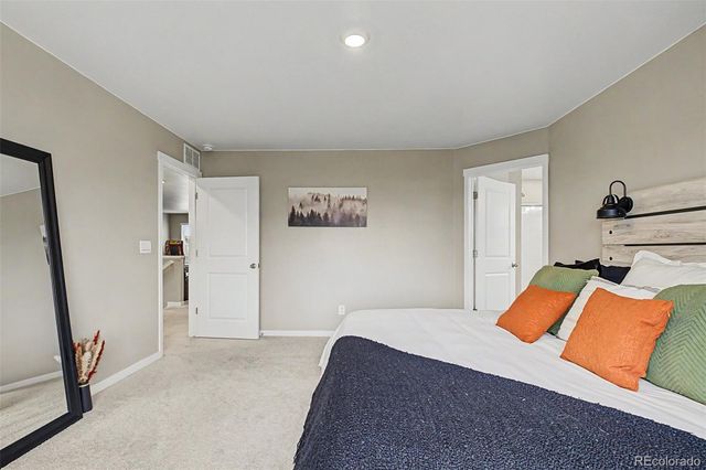 15704 Roslyn Street, Thornton, CO 80602