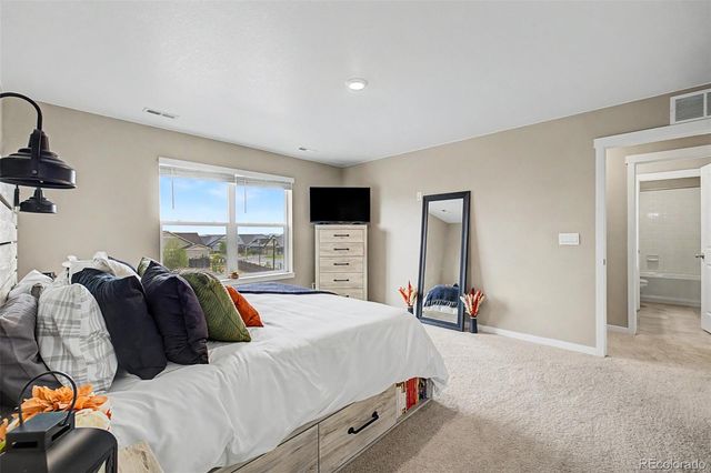 15704 Roslyn Street, Thornton, CO 80602