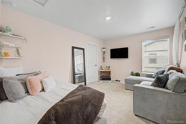 15704 Roslyn Street, Thornton, CO 80602