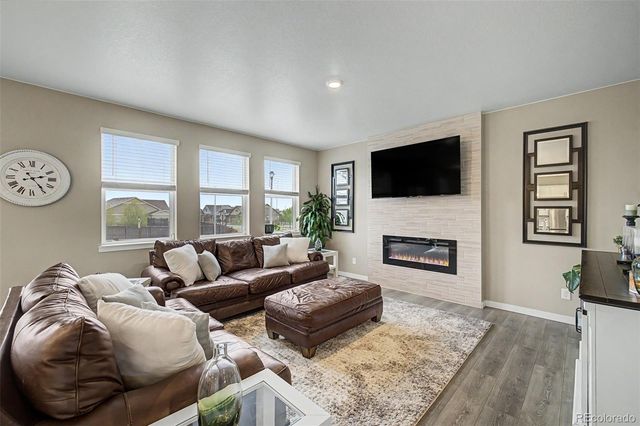 15704 Roslyn Street, Thornton, CO 80602