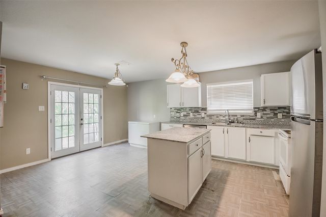 1505 Timberline Court, Sherman, TX 75092