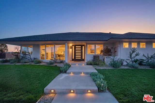 4204 Olympiad Drive, Los Angeles, CA 90043