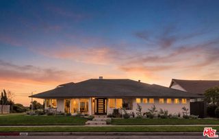4204 Olympiad Drive, Los Angeles, CA 90043