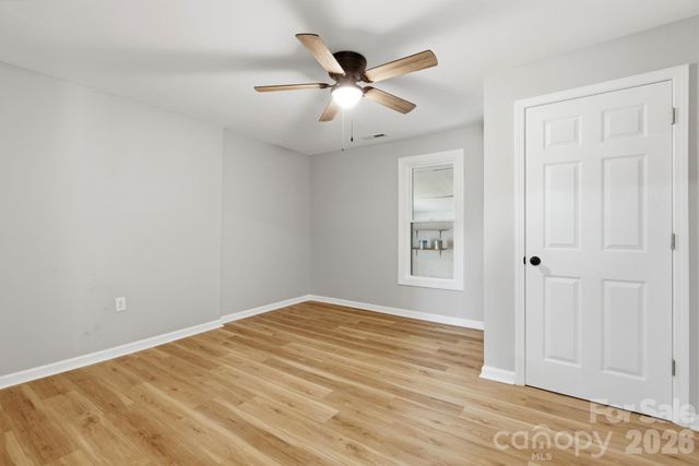3620 2nd Avenue SW, Hickory, NC 28602