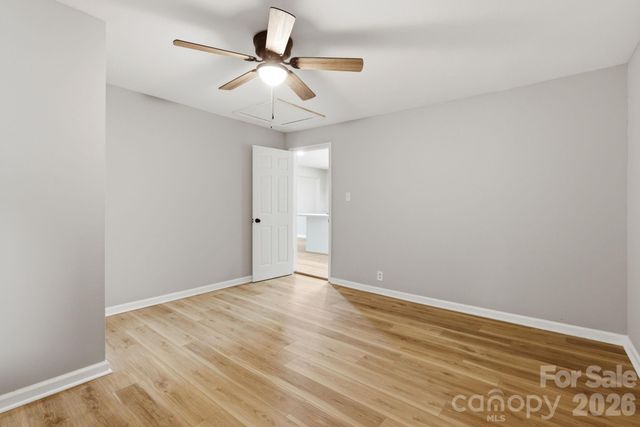 3620 2nd Avenue SW, Hickory, NC 28602