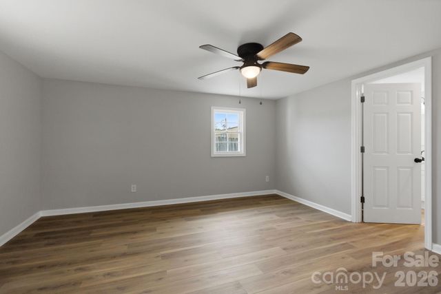 3620 2nd Avenue SW, Hickory, NC 28602