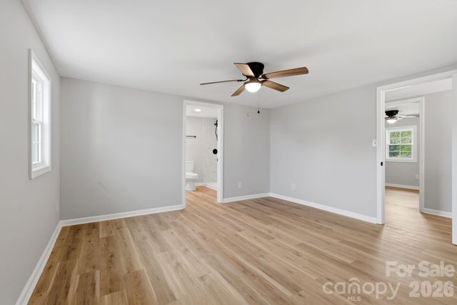 3620 2nd Avenue SW, Hickory, NC 28602