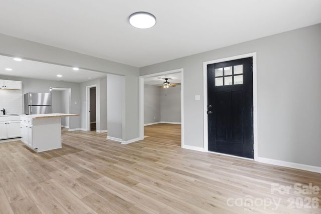 3620 2nd Avenue SW, Hickory, NC 28602