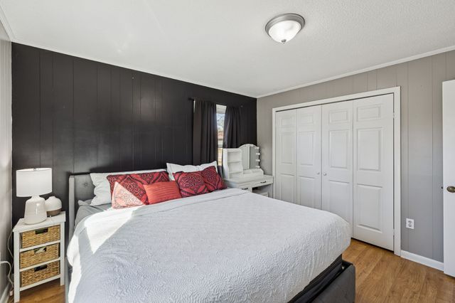 514 W 3rd Ave, Hohenwald, TN 38462