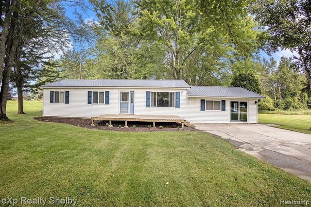 9486 Miramichi Drive, Evart, MI 49631