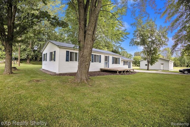 9486 Miramichi Drive, Evart, MI 49631