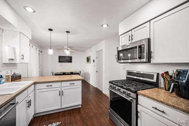 1123 Candytuft Blvd, Pueblo, CO 81001