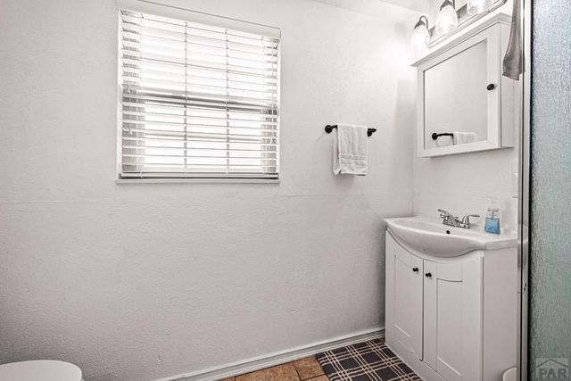 1123 Candytuft Blvd, Pueblo, CO 81001