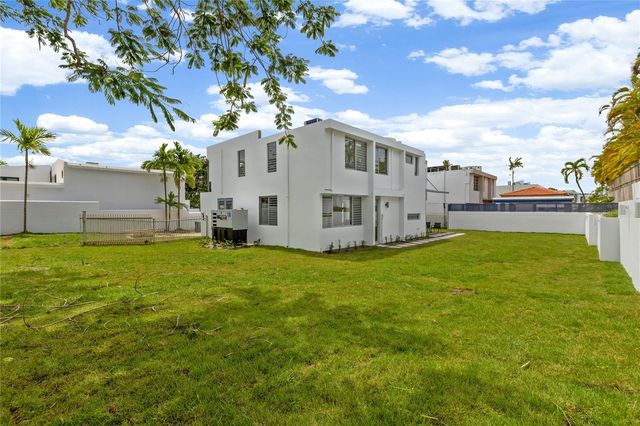 52 CAPRI STREET, San Juan, PR 00926