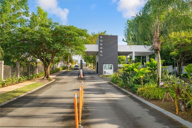 52 CAPRI STREET, San Juan, PR 00926