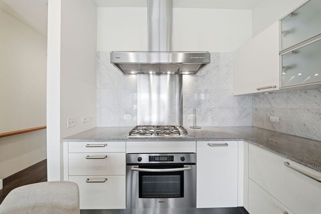 360 Newbury St 508, Boston, MA 02115