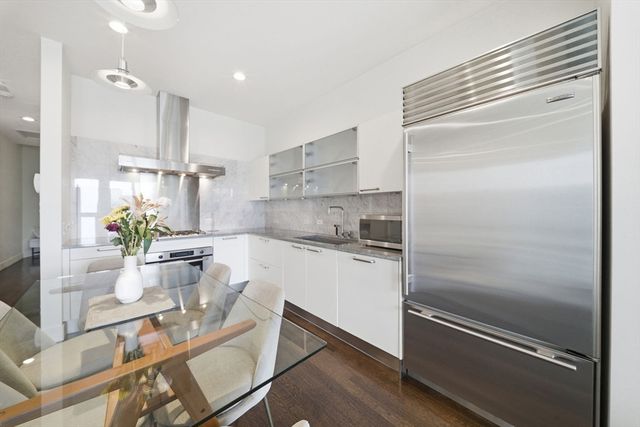 360 Newbury St 508, Boston, MA 02115