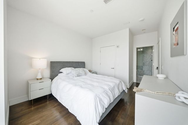 360 Newbury St 508, Boston, MA 02115