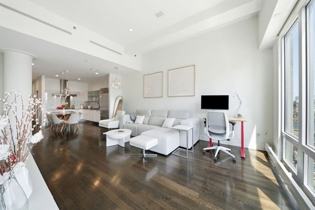 360 Newbury St 508, Boston, MA 02115