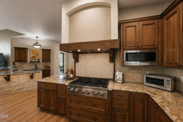 19372 Seaton Loop, Bend, OR 97702