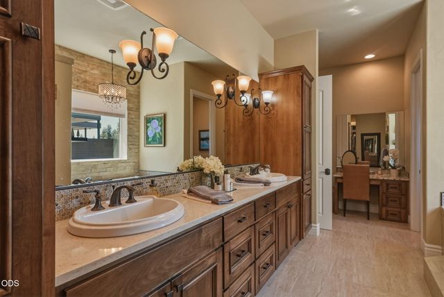 19372 Seaton Loop, Bend, OR 97702