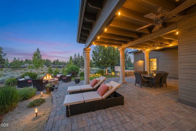 19372 Seaton Loop, Bend, OR 97702