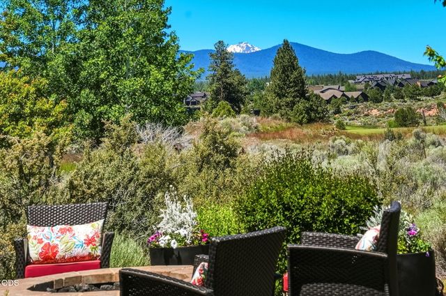 19372 Seaton Loop, Bend, OR 97702