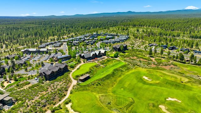 19372 Seaton Loop, Bend, OR 97702