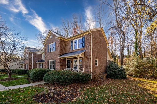 19 Park Village Lane, Greensboro, NC 27455