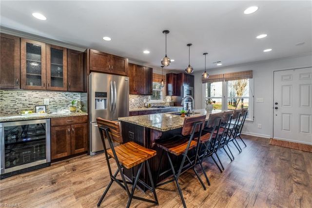 19 Park Village Lane, Greensboro, NC 27455