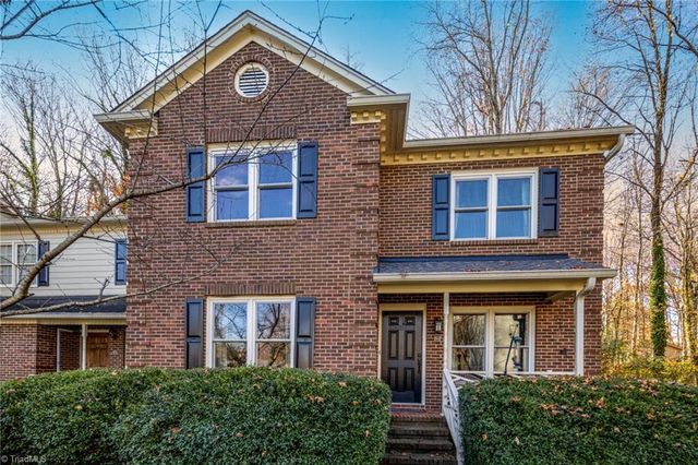 19 Park Village Lane, Greensboro, NC 27455