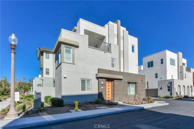 123 Tenor, Irvine, CA 92618