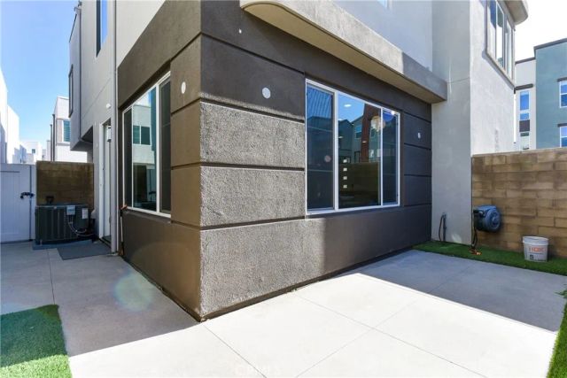 123 Tenor, Irvine, CA 92618