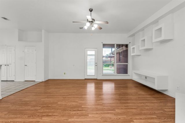 1207 E Oak Street, Wylie, TX 75098