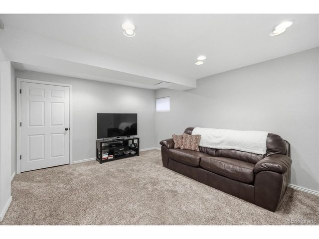 2365 Indian Paintbrush Dr, Highlands Ranch, CO 80129