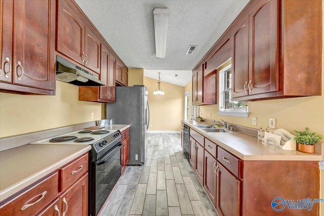 118 Delta Pine Drive, Huntsville, AL 35811