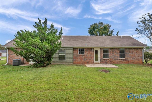 118 Delta Pine Drive, Huntsville, AL 35811