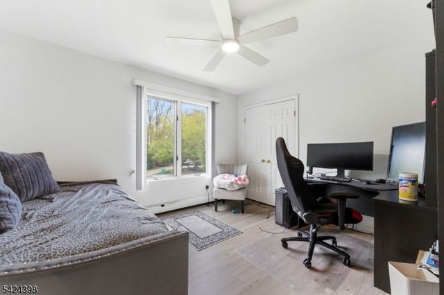 8 Danielle Dr, Wayne Twp., NJ 07470