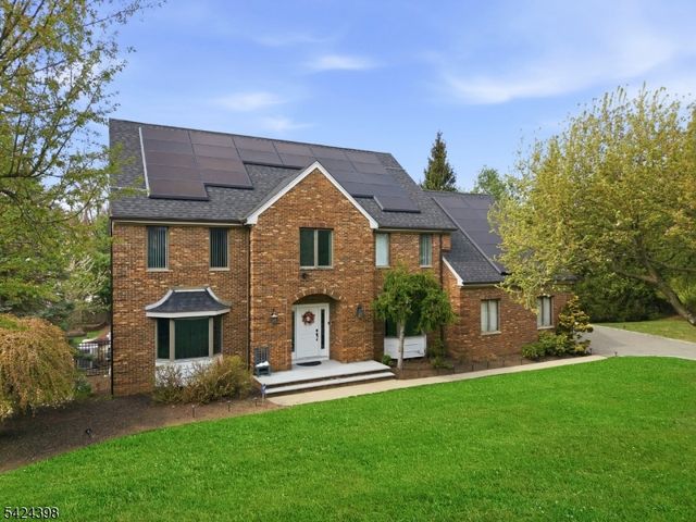 8 Danielle Dr, Wayne Twp., NJ 07470