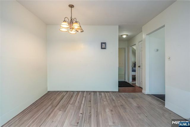 39 Broadway, West Milford, NJ 07480