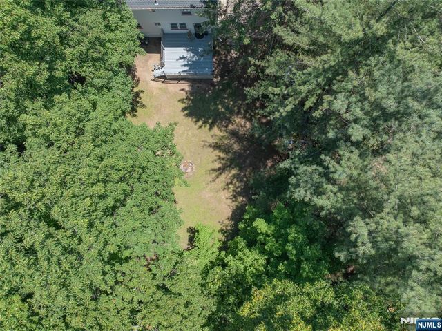 39 Broadway, West Milford, NJ 07480