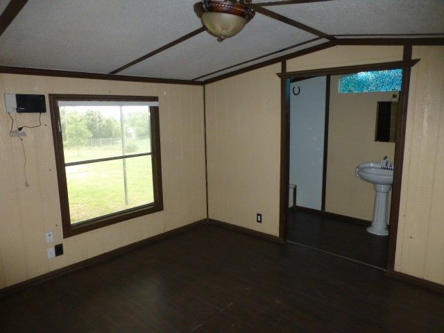 119 Hayes Court, Springtown, TX 76082