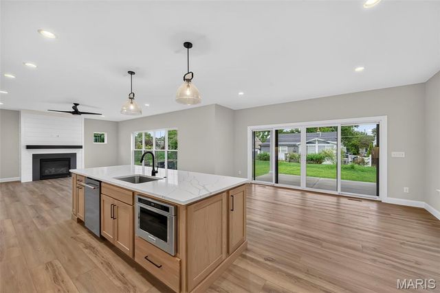 8741 Magdalen Avenue, St Louis, MO 63144