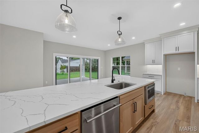 8741 Magdalen Avenue, St Louis, MO 63144