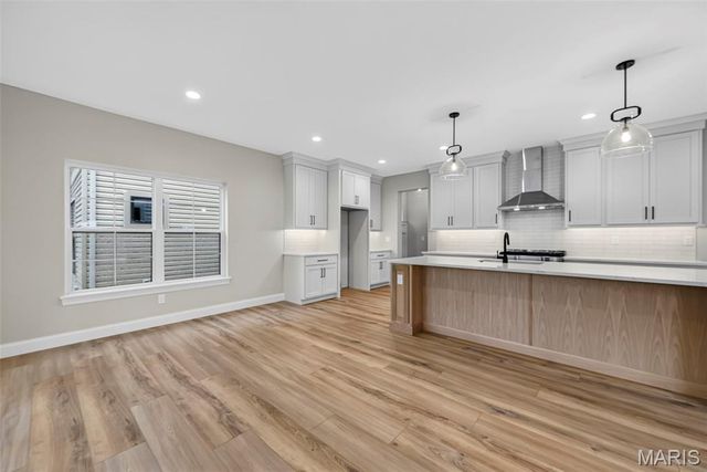 8741 Magdalen Avenue, St Louis, MO 63144