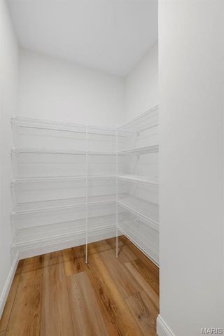 8741 Magdalen Avenue, St Louis, MO 63144