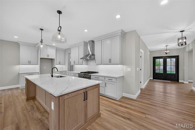 8741 Magdalen Avenue, St Louis, MO 63144