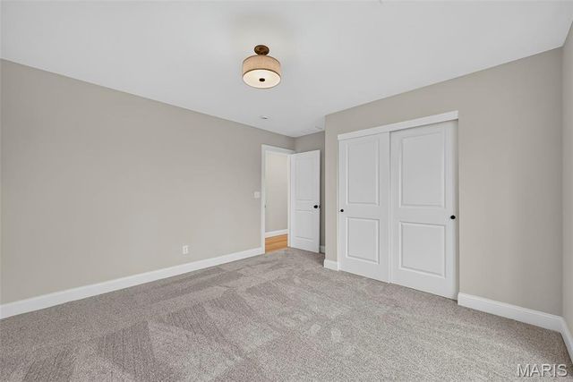8741 Magdalen Avenue, St Louis, MO 63144