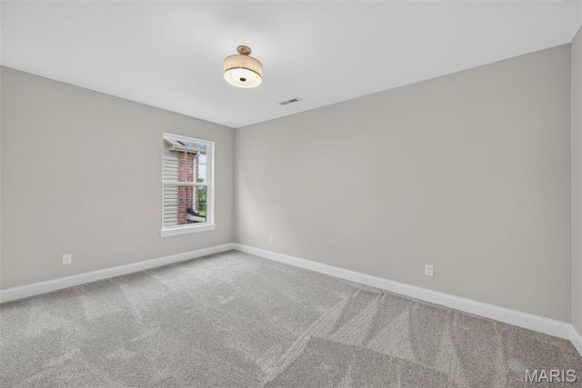 8741 Magdalen Avenue, St Louis, MO 63144